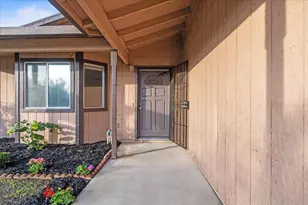 1921 Madrid Dr, Stockton, CA 95205 - Photo 2