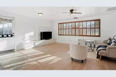 3801 Woodcrest Road, Sacramento, CA 95821 - Photo 6