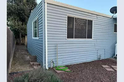 E Yosemite #128, Manteca, CA 95336 - Photo 32