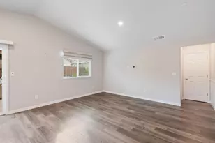 5145 Chelsea Creek Rd, Roseville, CA 95747 - Photo 10