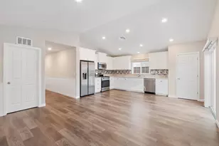 5145 Chelsea Creek Rd, Roseville, CA 95747 - Photo 4