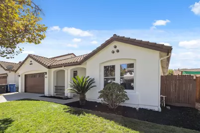 609 Roadrunner Drive, Patterson, CA 95363 - Photo 2