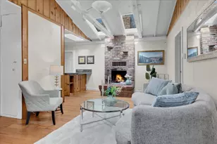 136 2nd St, Pacific Grove, CA 93950 - Photo 1