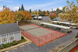 7417 Auburn Oaks Ct, Citrus Heights, CA 95621 - Photo 20