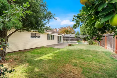 2171 River Vista Way, Rancho Cordova, CA 95670 - Photo 32