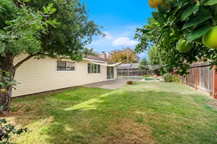 2171 River Vista Way, Rancho Cordova, CA 95670 - Photo 32