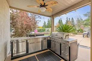 8313 Leatherleaf Ct, Sacramento, CA 95829 - Photo 42