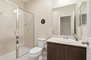 1730 W Woodward Ave, Manteca, CA 95337 - Photo 18