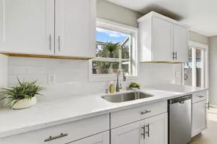 1704 Nogales St, Sacramento, CA 95838 - Photo 10