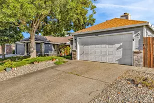 7109 Ballygar Way, Elk Grove, CA 95758 - Photo 4