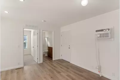 E F Street #8, Oakdale, CA 95361 - Photo 6