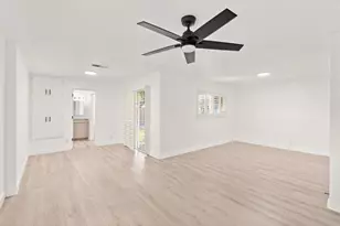 6920 Hogan Dr, Sacramento, CA 95822 - Photo 48