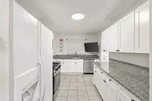 3910 Don Julio Blvd, North Highlands, CA 95660 - Photo 16