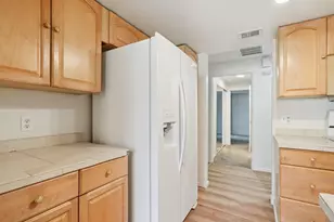 937 Fulton Ave, Sacramento, CA 95825 - Photo 8