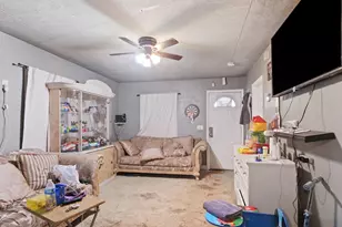 1225 Eugene Ave, Modesto, CA 95351 - Photo 6