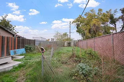 1225 Eugene Avenue, Modesto, CA 95351 - Photo 14