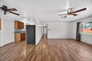 8261 Tanoak Way, Citrus Heights, CA 95621 - Photo 12