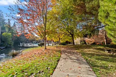 2452 Larkspur Lane #324, Sacramento, CA 95825 - Photo 18