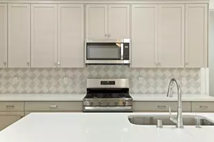 2285 Paramount Ln, Manteca, CA 95337 - Photo 10