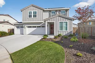 10124 Wayfaring Dr, Stockton, CA 95219 - Photo 2