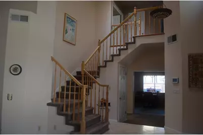 8392 Red Fox Way, Elk Grove, CA 95758 - Photo 4