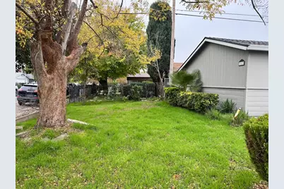 2187 Montecito Way, Sacramento, CA 95822 - Photo 8