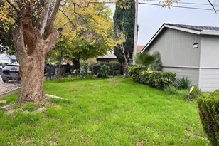 2187 Montecito Way, Sacramento, CA 95822 - Photo 8