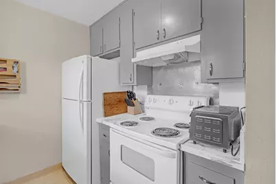 9001 Casals Street #4, Sacramento, CA 95826 - Photo 10