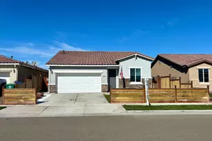 1434 Hayley St, Los Banos, CA 93635 - Photo 1