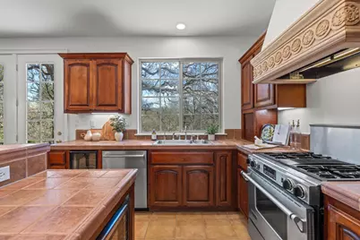 8924 Visage Circle, Fair Oaks, CA 95628 - Photo 8