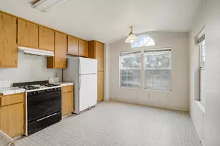 147 4th Ave, Galt, CA 95632 - Photo 8