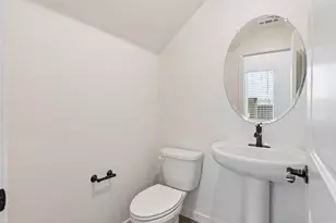 9224 Farmstead Cir, Roseville, CA 95747 - Photo 14