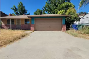 4205 Sierra Vista Ave, Sacramento, CA 95820 - Photo 2