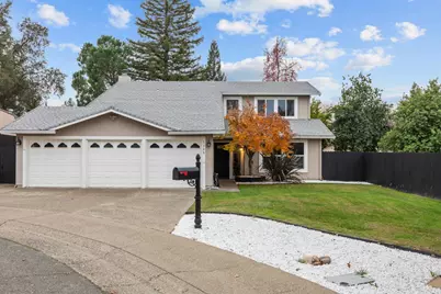 7135 Mathis Court, Citrus Heights, CA 95610 - Photo 2