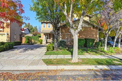 207 W Moraga Street, Tracy, CA 95391 - Photo 2