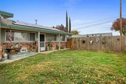 381 Wallis Avenue, Gustine, CA 95322 - Photo 8