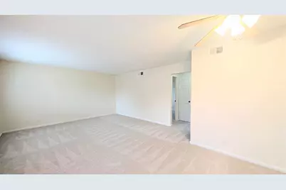 9048 El Cajon Way #1, Sacramento, CA 95826 - Photo 4