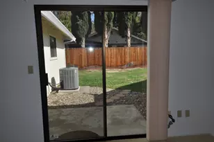 800 Klein Way, Sacramento, CA 95831 - Photo 12