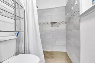 546 Dixie Dr, Stockton, CA 95215 - Photo 20