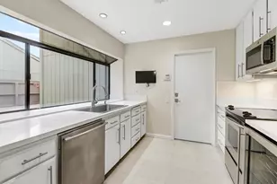 1108 Dunbarton Cir, Sacramento, CA 95825 - Photo 18