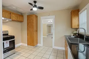 116 E Noble St, Stockton, CA 95204 - Photo 8