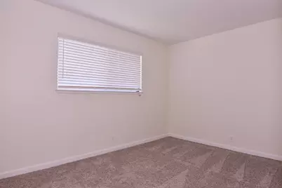 2345 Rogue River Drive, Sacramento, CA 95826 - Photo 34