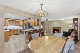 8945 Rosewood Dr, Sacramento, CA 95826 - Photo 16