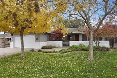 1021 S Mills Avenue, Lodi, CA 95242 - Photo 4