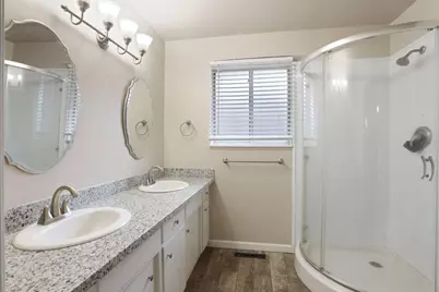 1021 S Mills Avenue, Lodi, CA 95242 - Photo 32