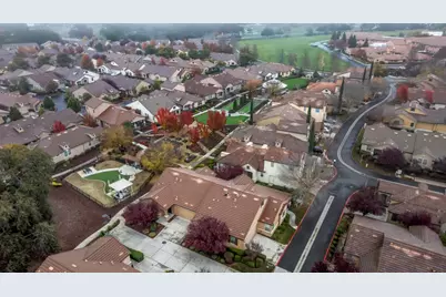 1697 Marseille Lane, Roseville, CA 95747 - Photo 38