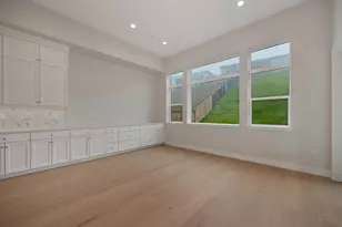 1047 Lassen Peak Dr, El Dorado Hills, CA 95762 - Photo 14