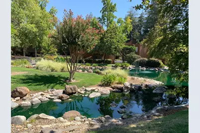 700 Woodside Ln E #5, Sacramento, CA 95825 - Photo 16