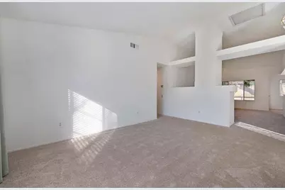 2611 Stoughton Way, Sacramento, CA 95827 - Photo 8