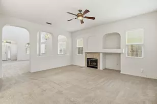 9952 Benevento Way, Elk Grove, CA 95757 - Photo 16